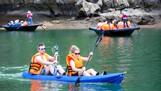 2 giorni sulla Crociera Cozy bay 3 stelle nella Baia di Halong con Marco