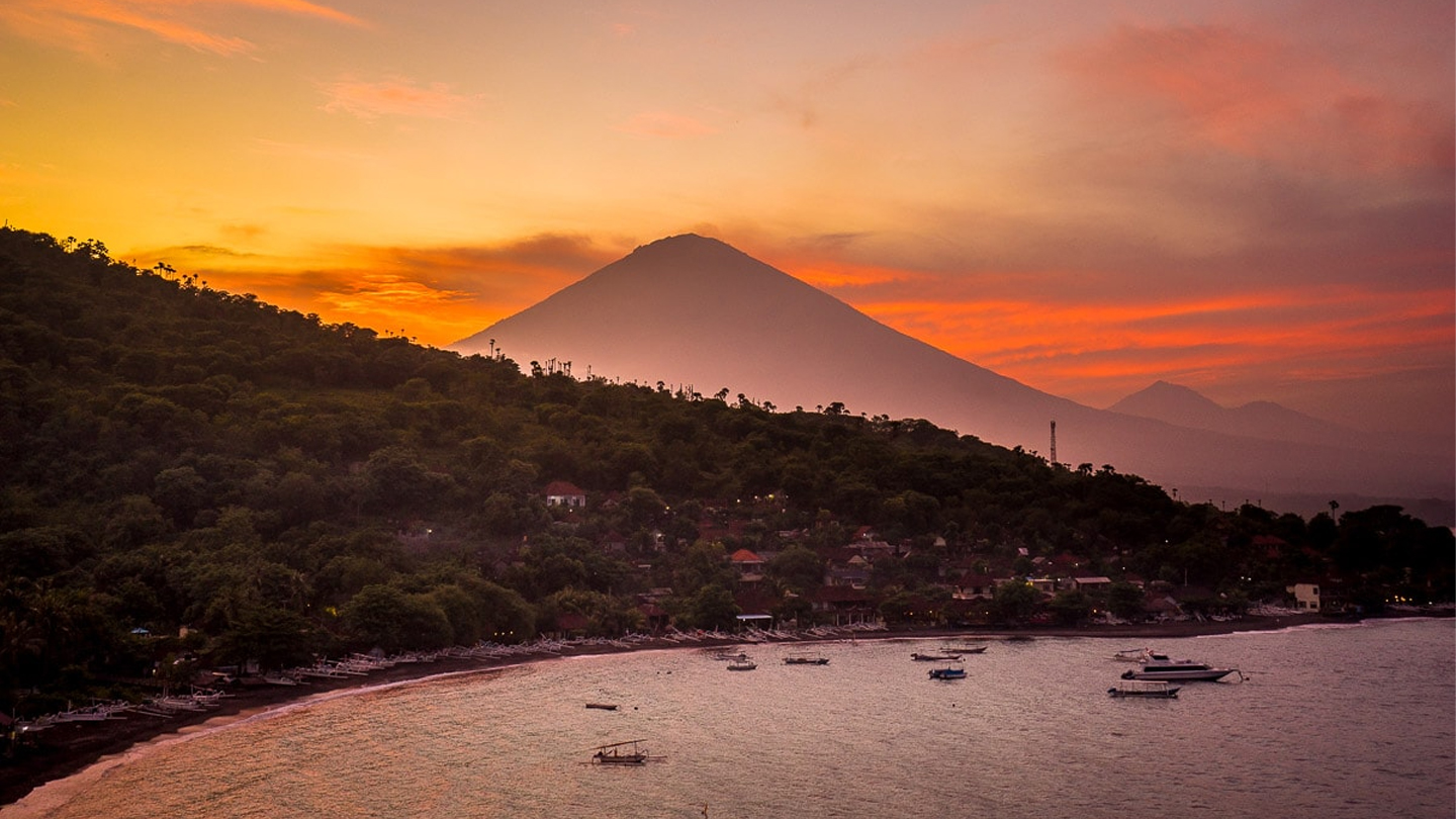 Amed e East Bali a luglio (mare calmo, snorkeling e atmosfera autentica)