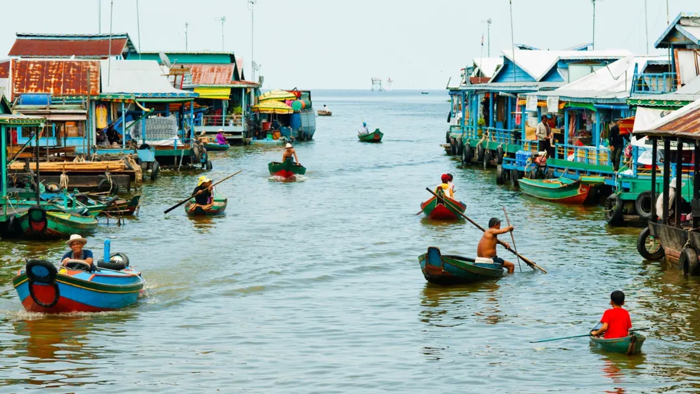 Tonle Sap - dove andare in Cambogia ad agosto? 