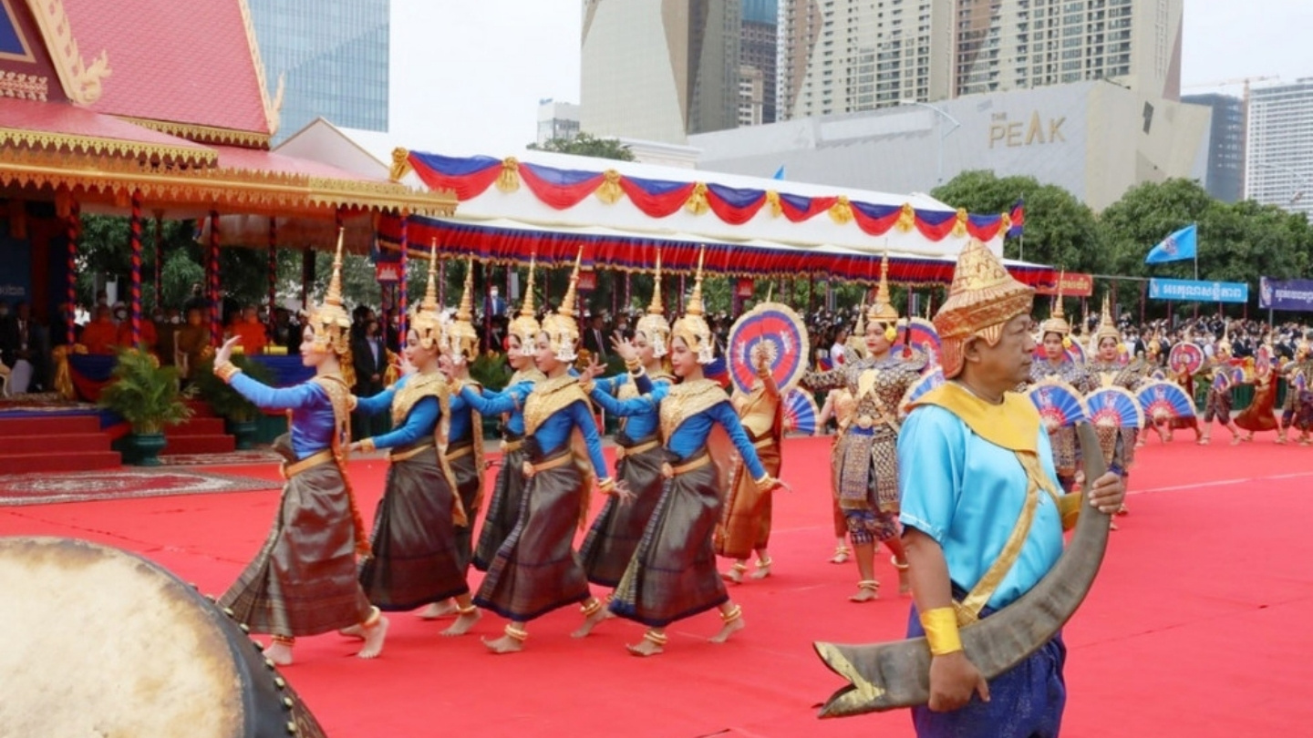 Esplora giorno della Vittoria in Cambogia a gennaio