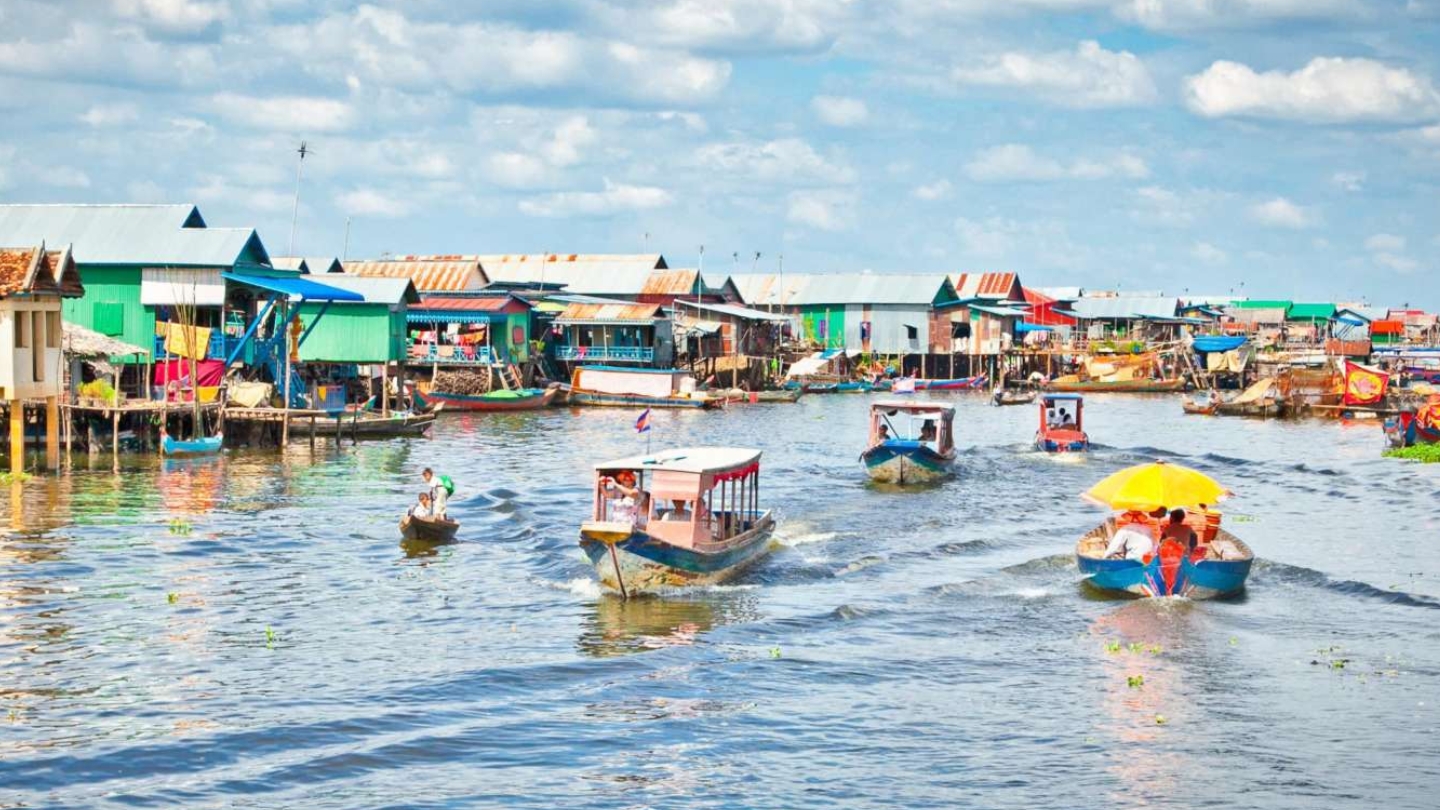 Il lago Tonlé Sap offre un’esperienza unica in Cambogia a novembre