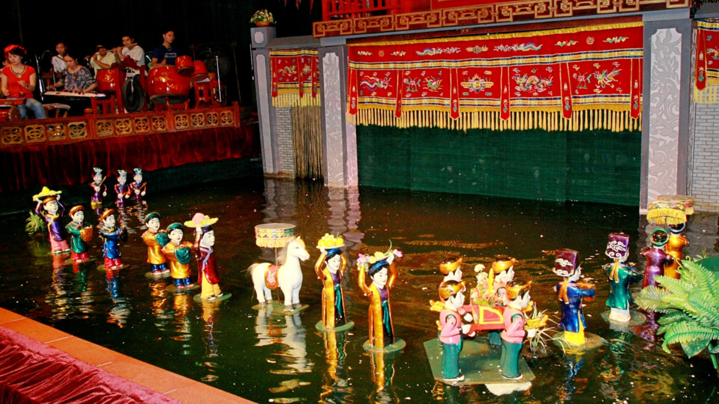 Spettacolo di marionette sull'acqua di Hanoi