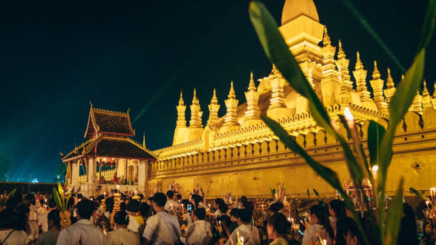 Festa Boun That Luang in Laos a novembre