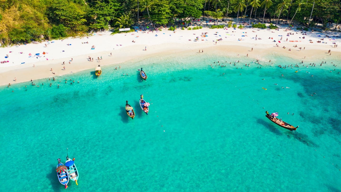 Spiaggia di Kata - una delle spiagge più belle di Phuket