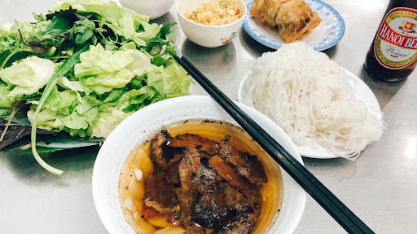 Cosa mangiare ad Hanoi? Il Bun Cha è il migliore!