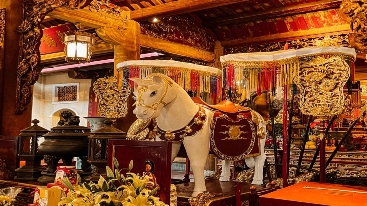 La leggenda del Cavallo Bianco del tempio di Bach Ma
