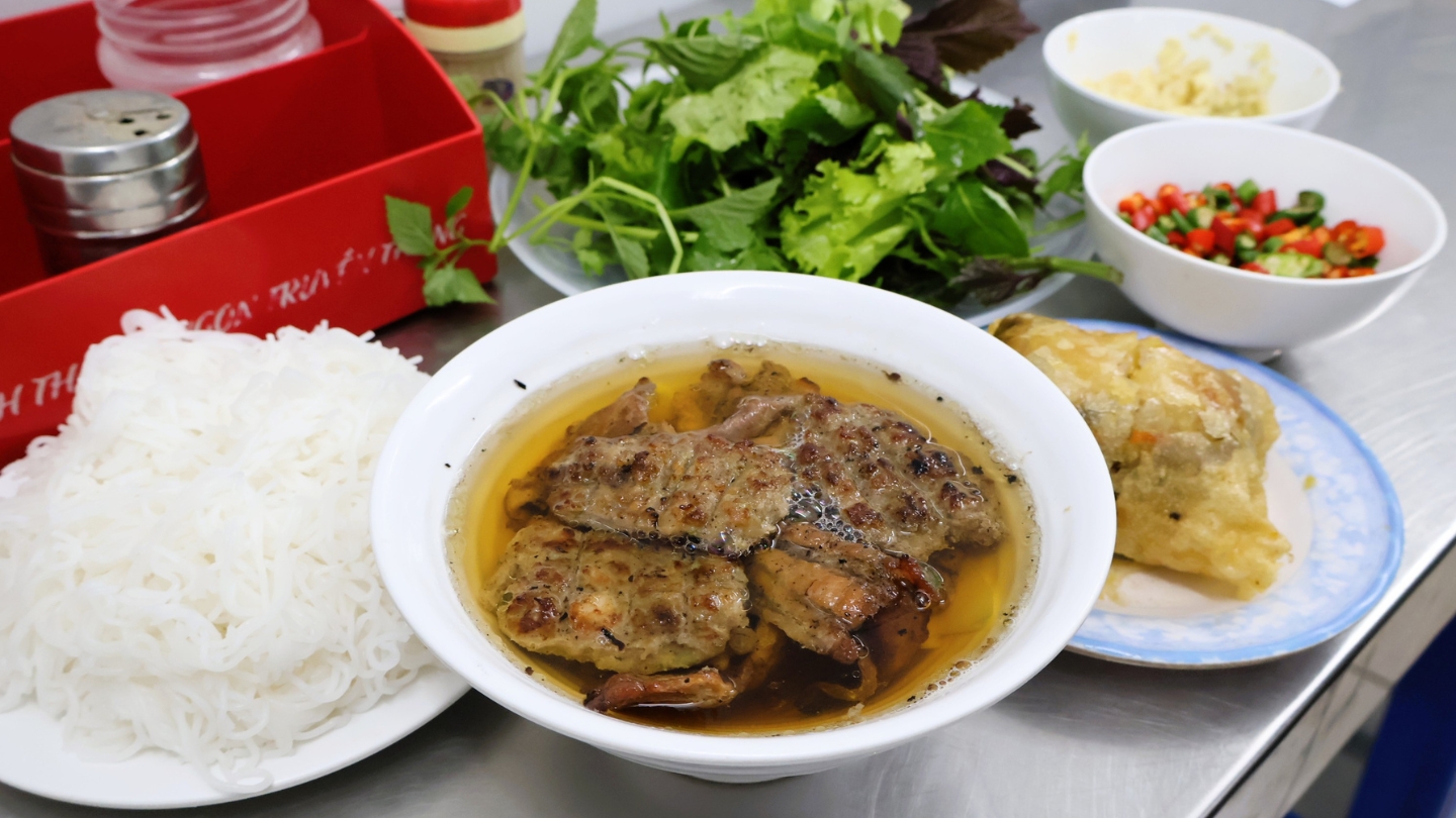 Bun cha Huong Lien