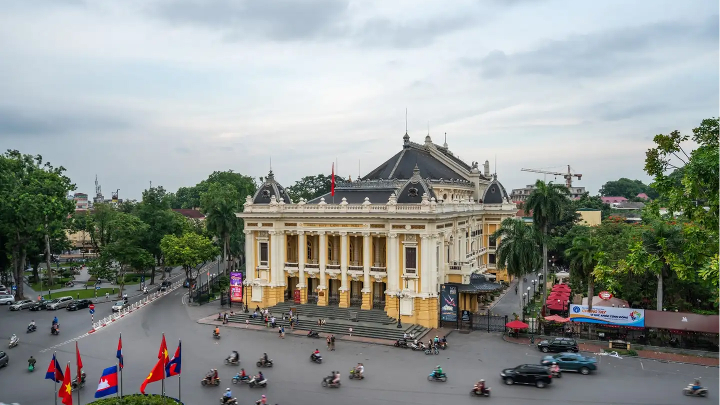 Scopri il Teatro dell’Opera di Hanoi