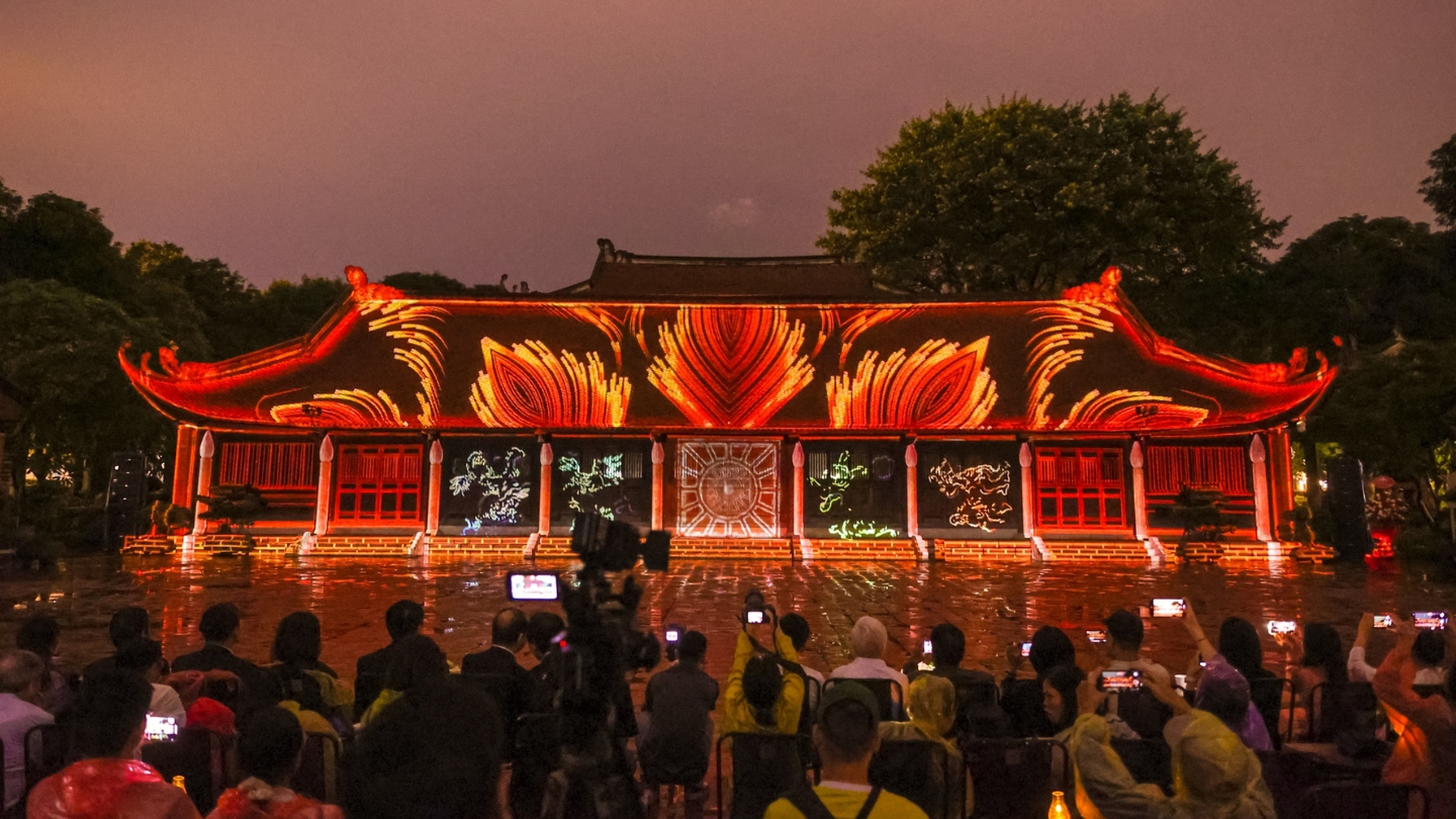 Scopri esperienze uniche ad Hanoi di notte