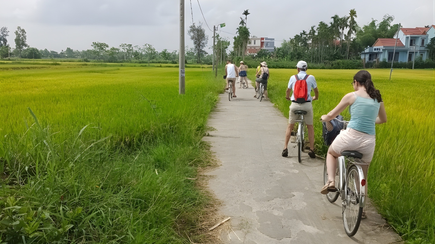 Esperienza in bicicletta a Hoi An