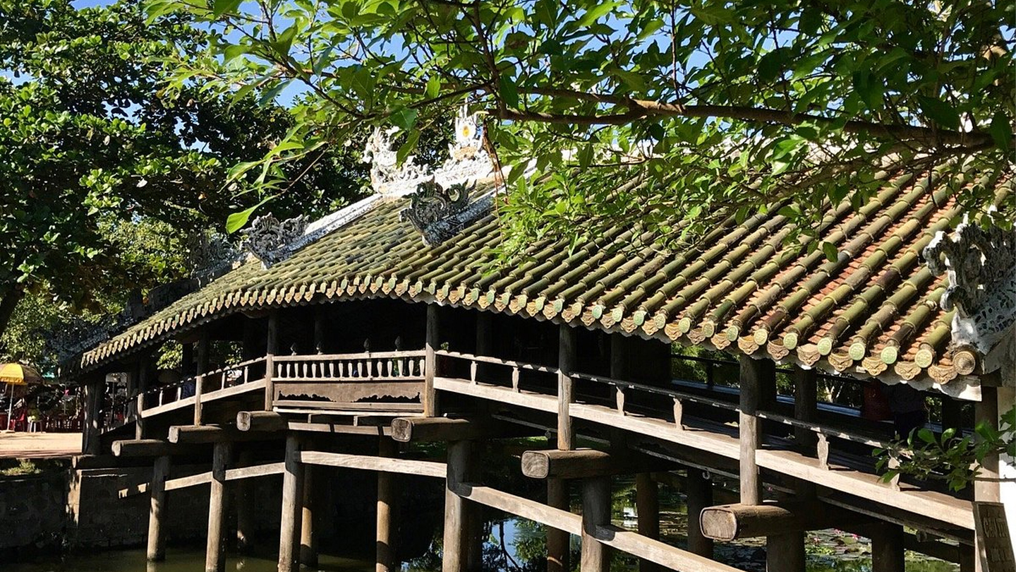 Ponte coperto di Thanh Toàn