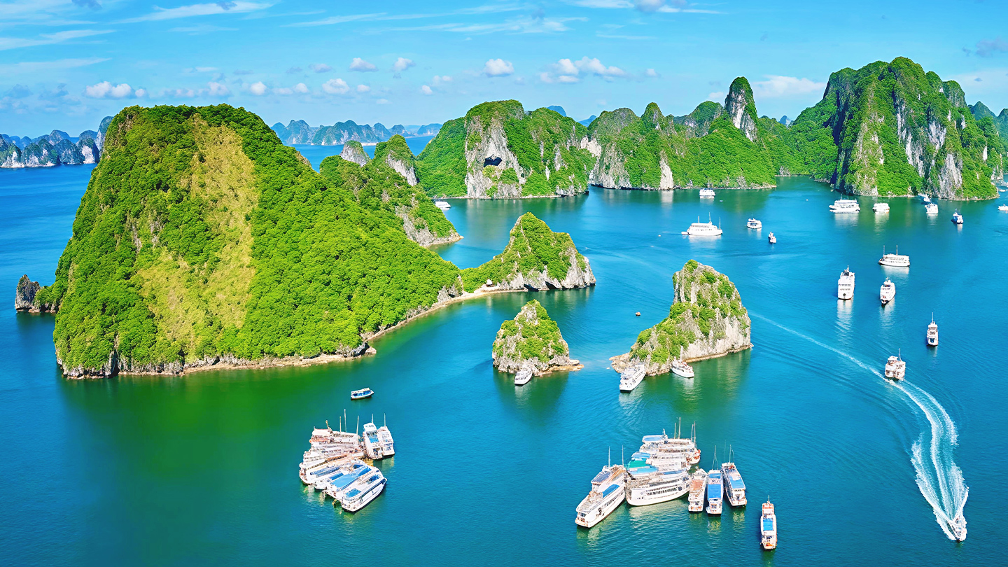 Scopri la magia della baia di Ha Long!