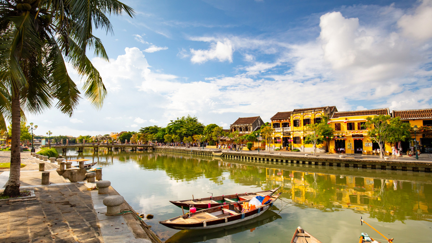 Scopri Hoi An, tra lanterne e tradizioni!