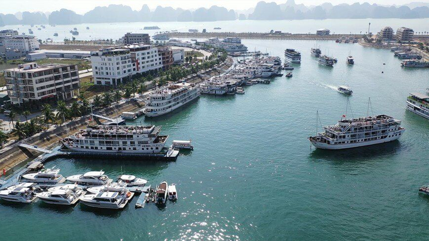 Porto di Tuan Chau