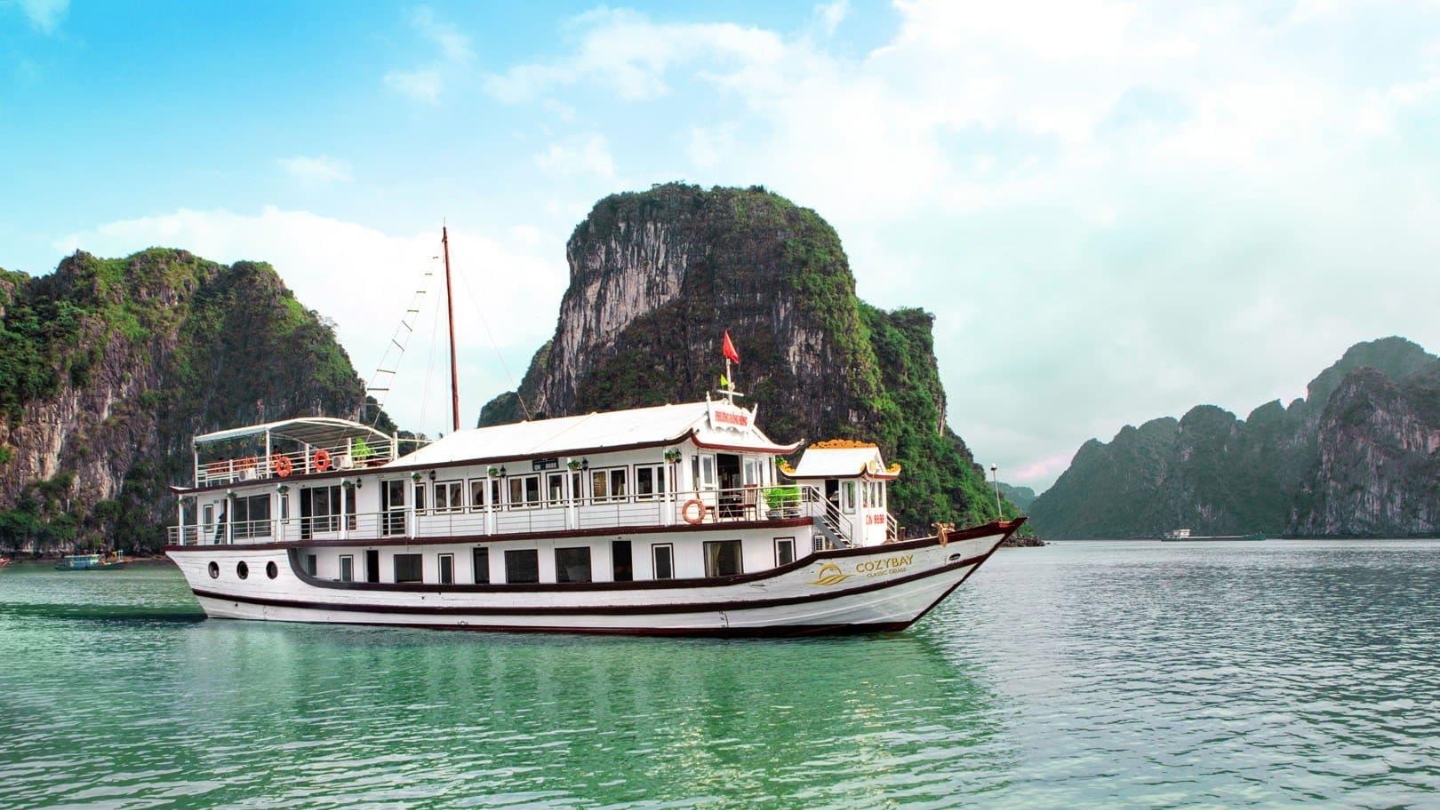 2 giorni sulla Crociera Cozy bay 3 stelle nella Baia di Halong con Marco
