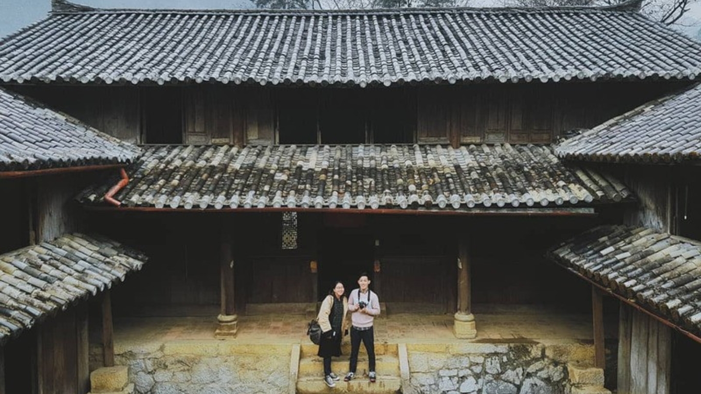 Visita alla residenza del re H'mong a Ha Giang.