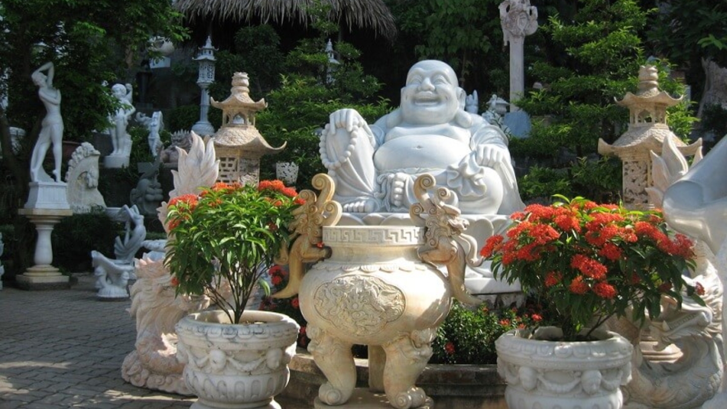 Villaggio di scultura su pietra di Non Nuoc