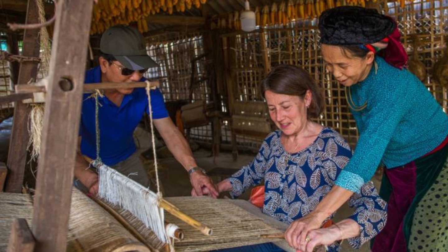 3 settimane in Vietnam, visitare il villaggio tessile di Lung Tam
