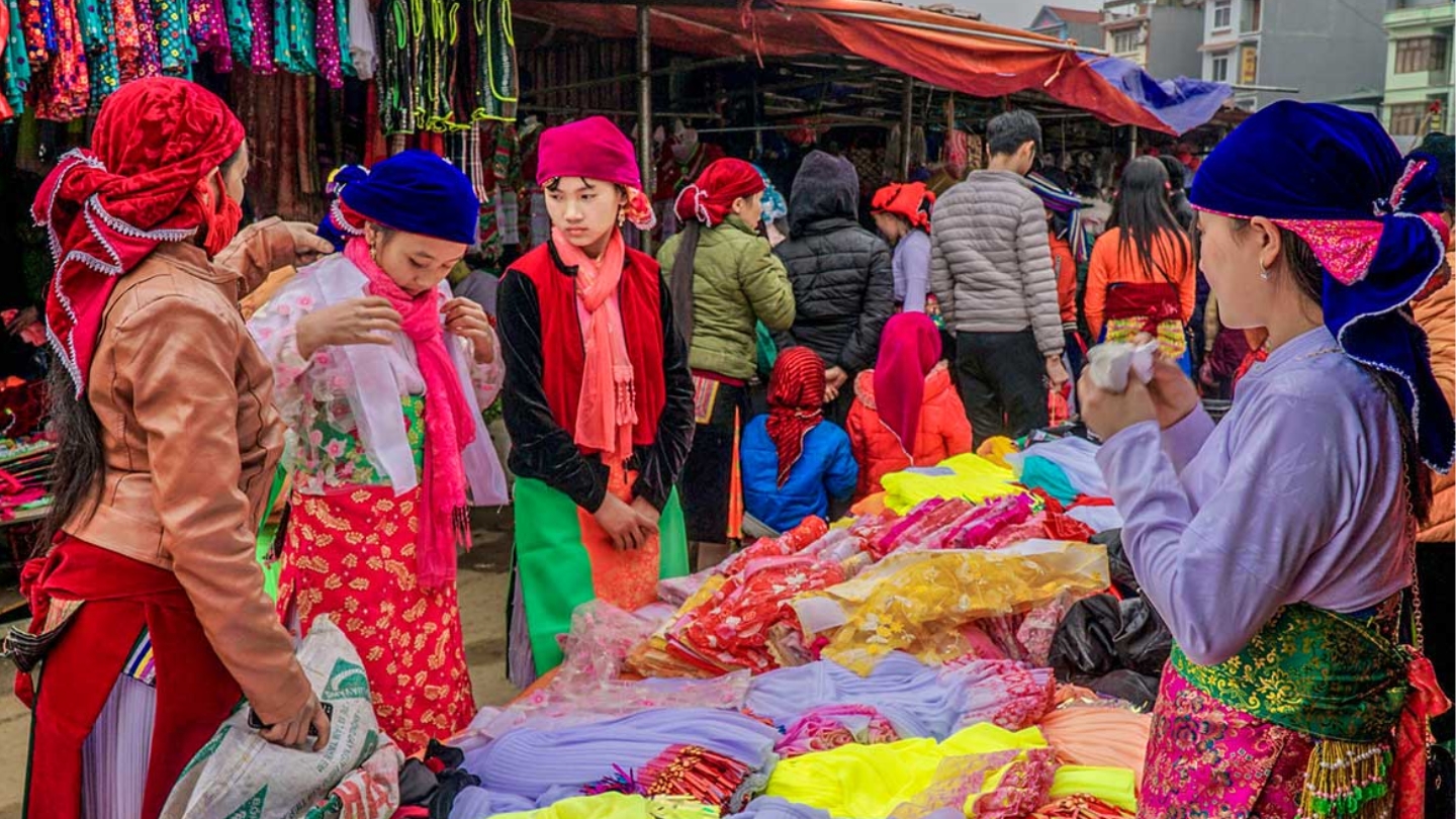 Mercati etnici di Dong Van - cosa vedere a Ha Giang mercati locali? 
