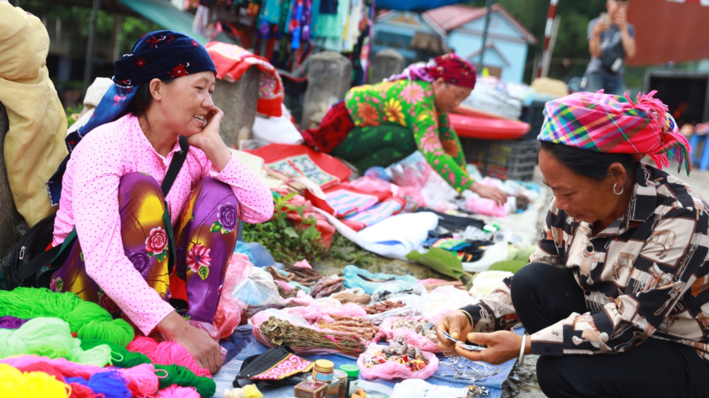 Mercati etnici di Quan Ba Ha Giang 