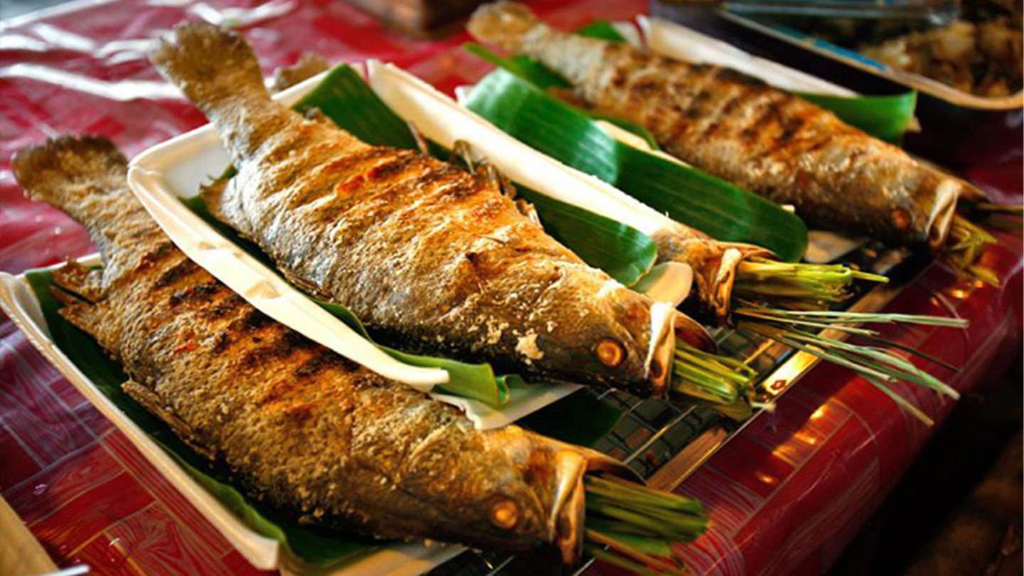 Pesce di torrente alla griglia