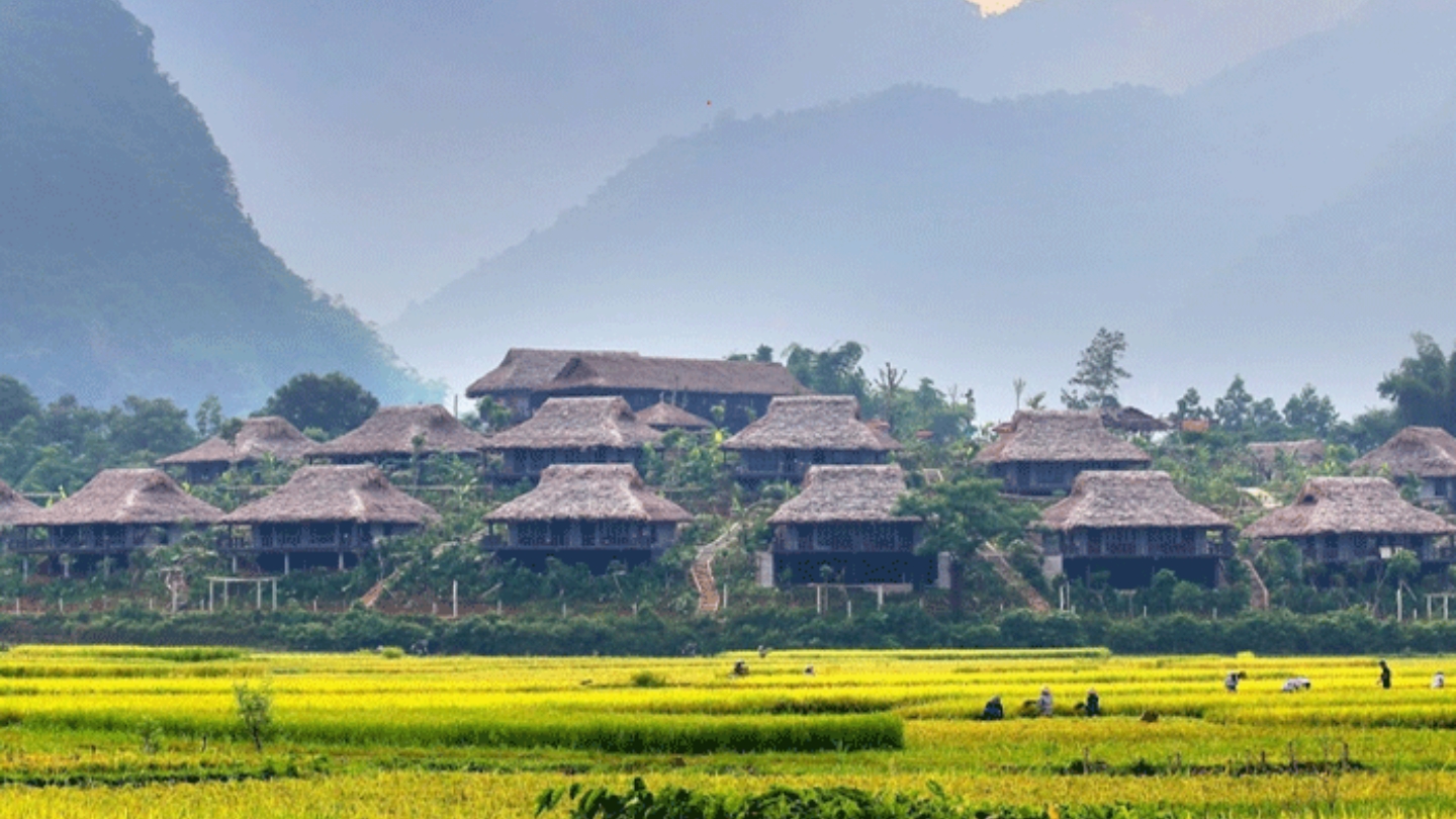 Visita il villaggio di Lac a Mai Chau