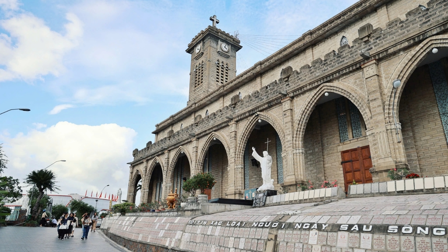 Cattedrale di Nha Trang - una delle destinazioni famose a Nha Trang