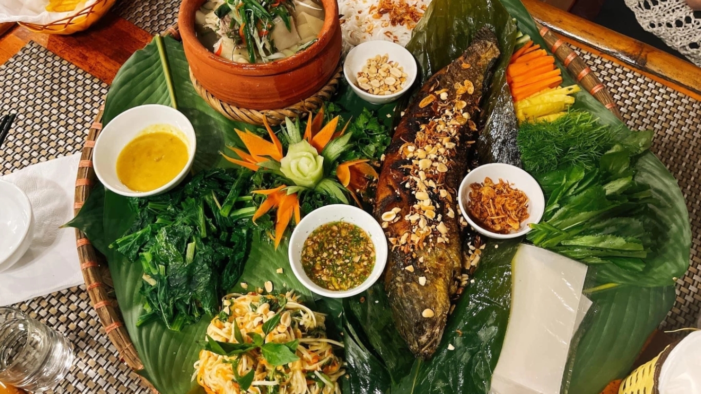 Pesce di torrente alla griglia in Pu Luong 