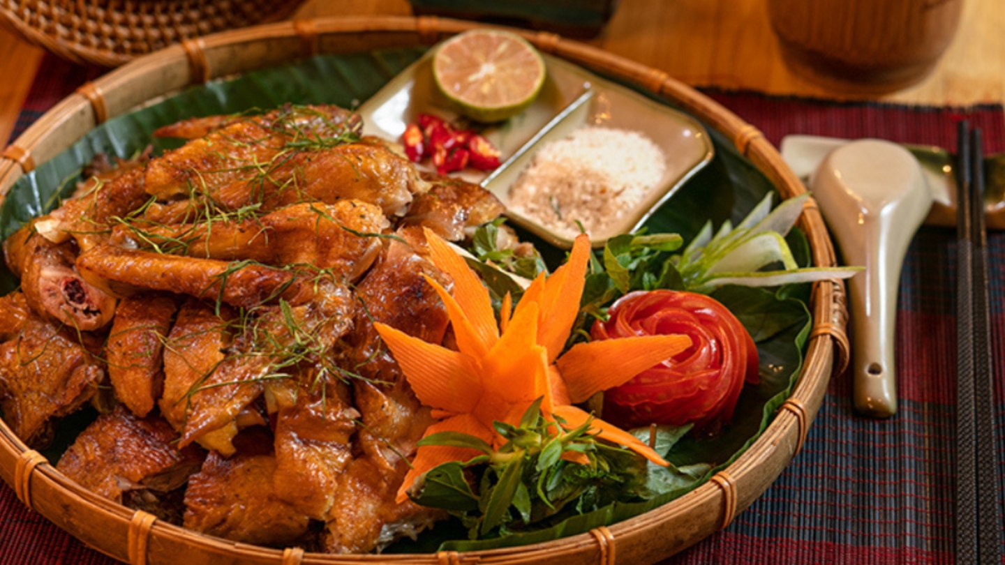 Carne di pollo di collina - cosa mangiare a Pu Luong ? 