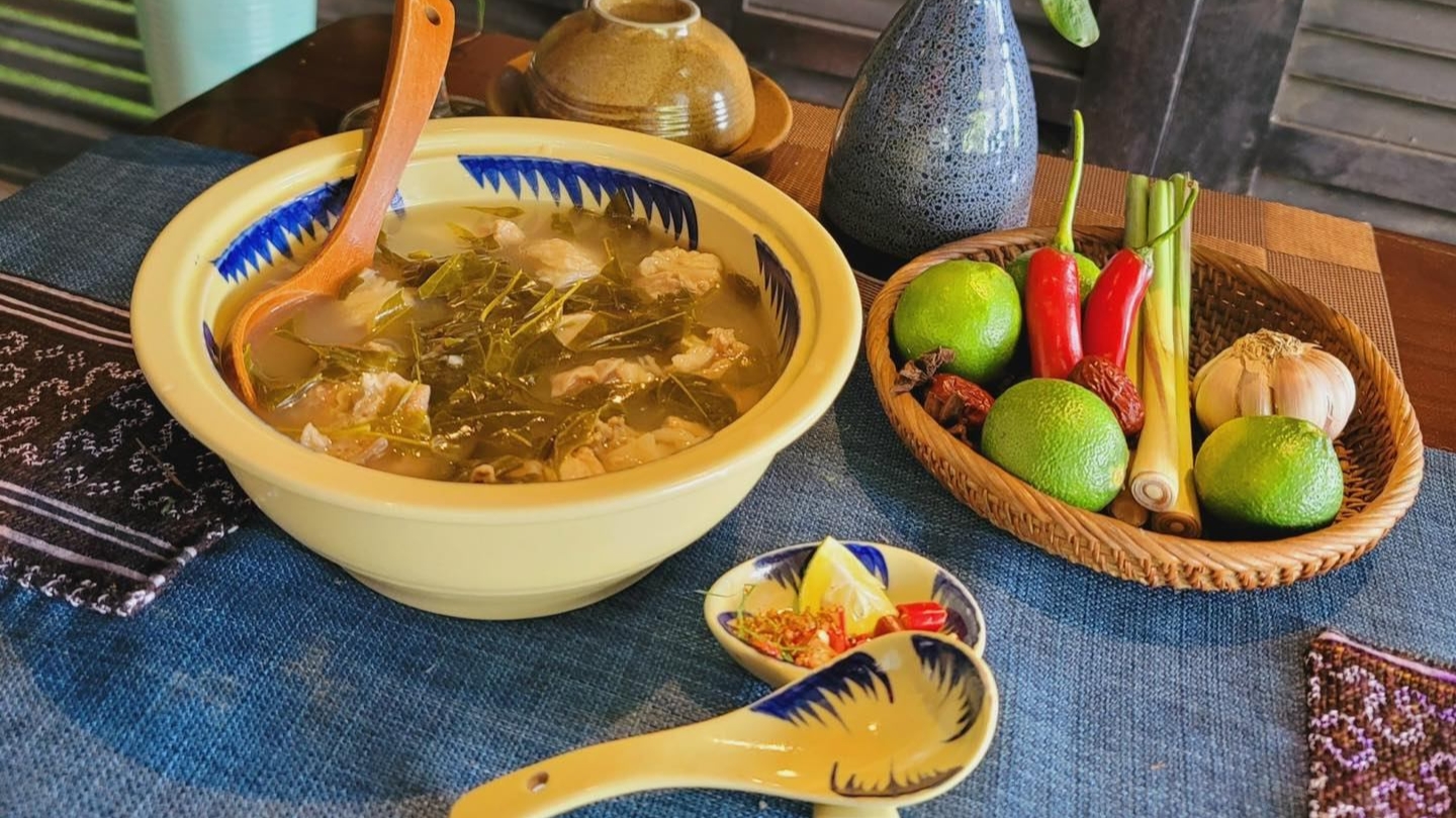 Zuppa di foglie amare