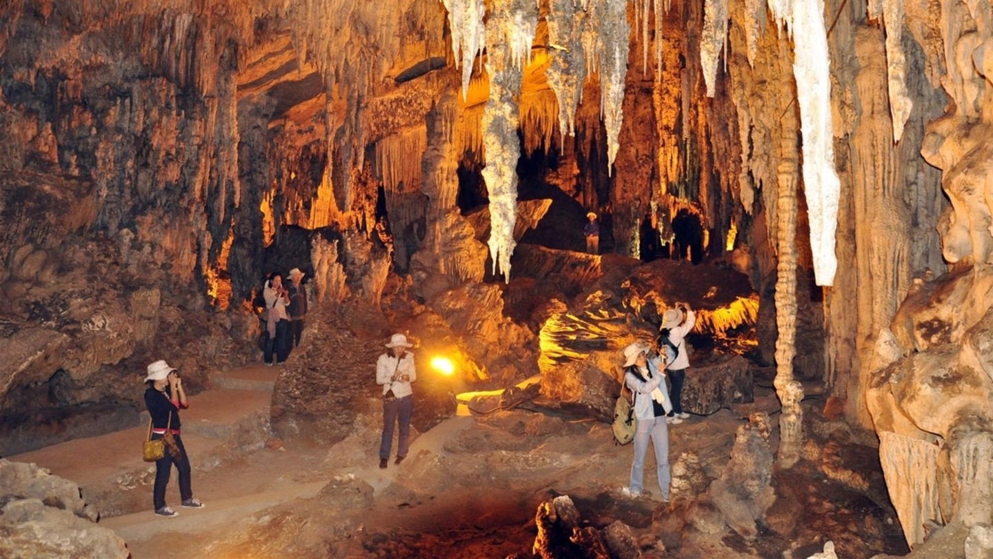 Visita grotta di Hua Ma