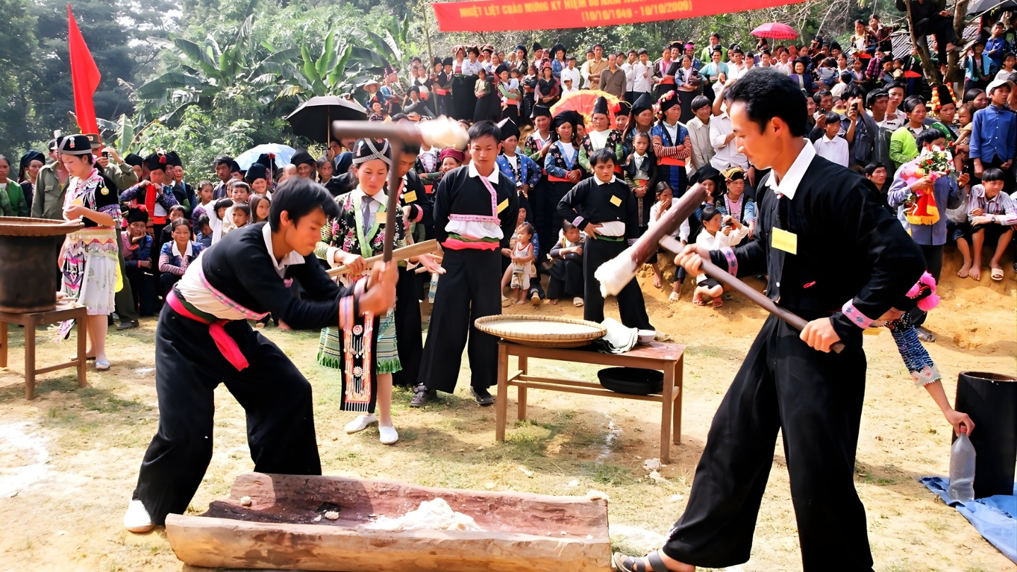 Le danze tradizionali del popolo Hmong