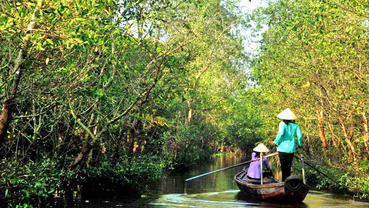 Visitare un mercato galleggiante: cosa fare in Vietnam a dicembre?