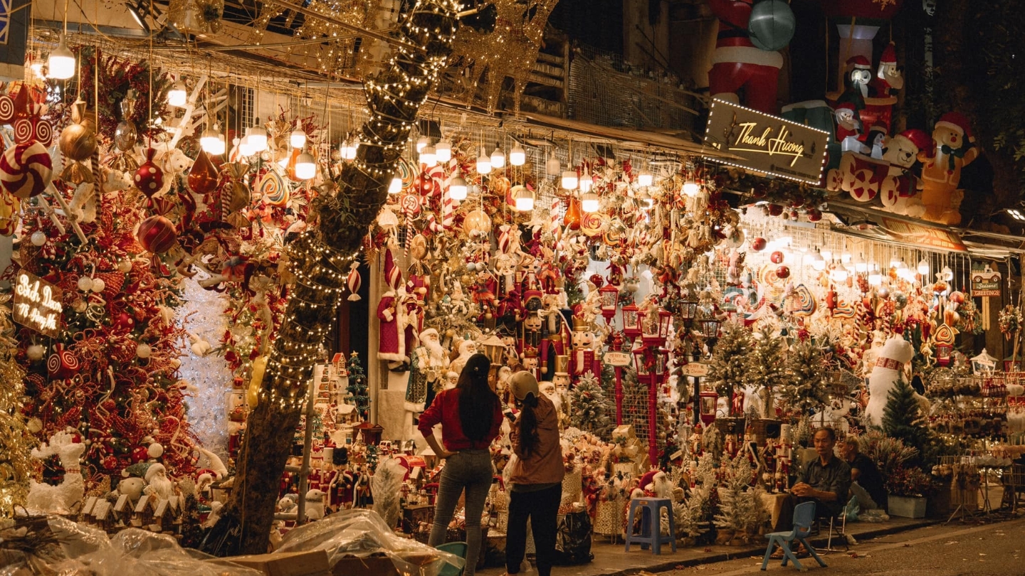 Divertitevi nel Quartiere Vecchio di Hanoi durante il Natale