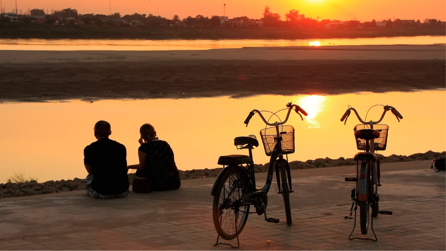 Vieni a Luang Prabang e fai un tour della città in bicicletta