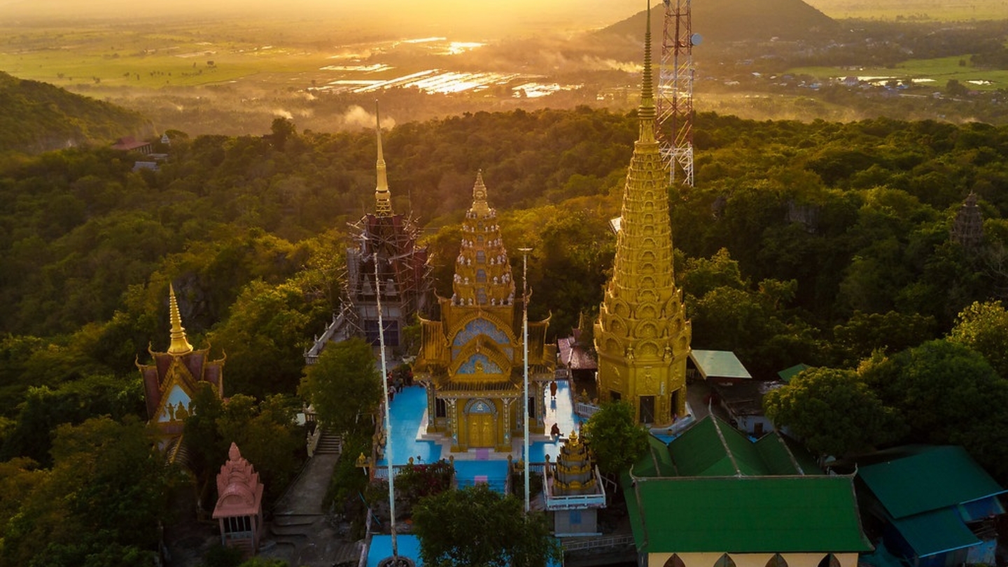 Wat Phnom, tra spiritualità e tradizioni khmer
