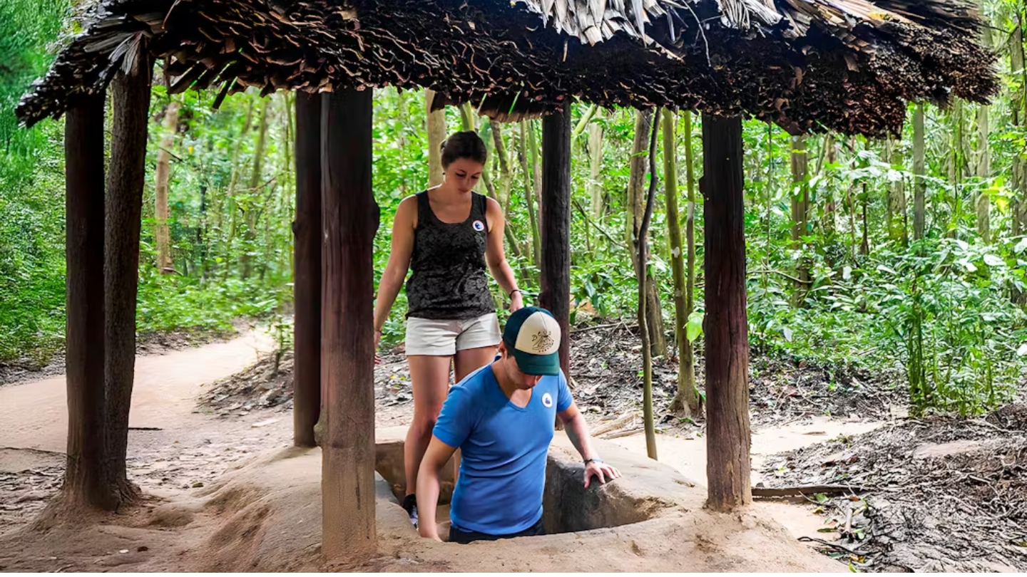 Viaggi Vietnam Cambogia Laos 14 giorni, visita tunnel di Cu Chi