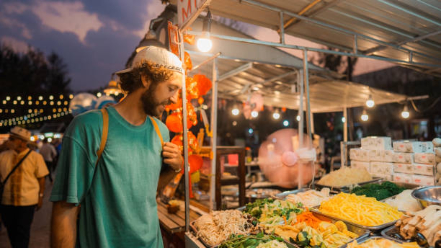 Assapora il cibo di strada in Laos