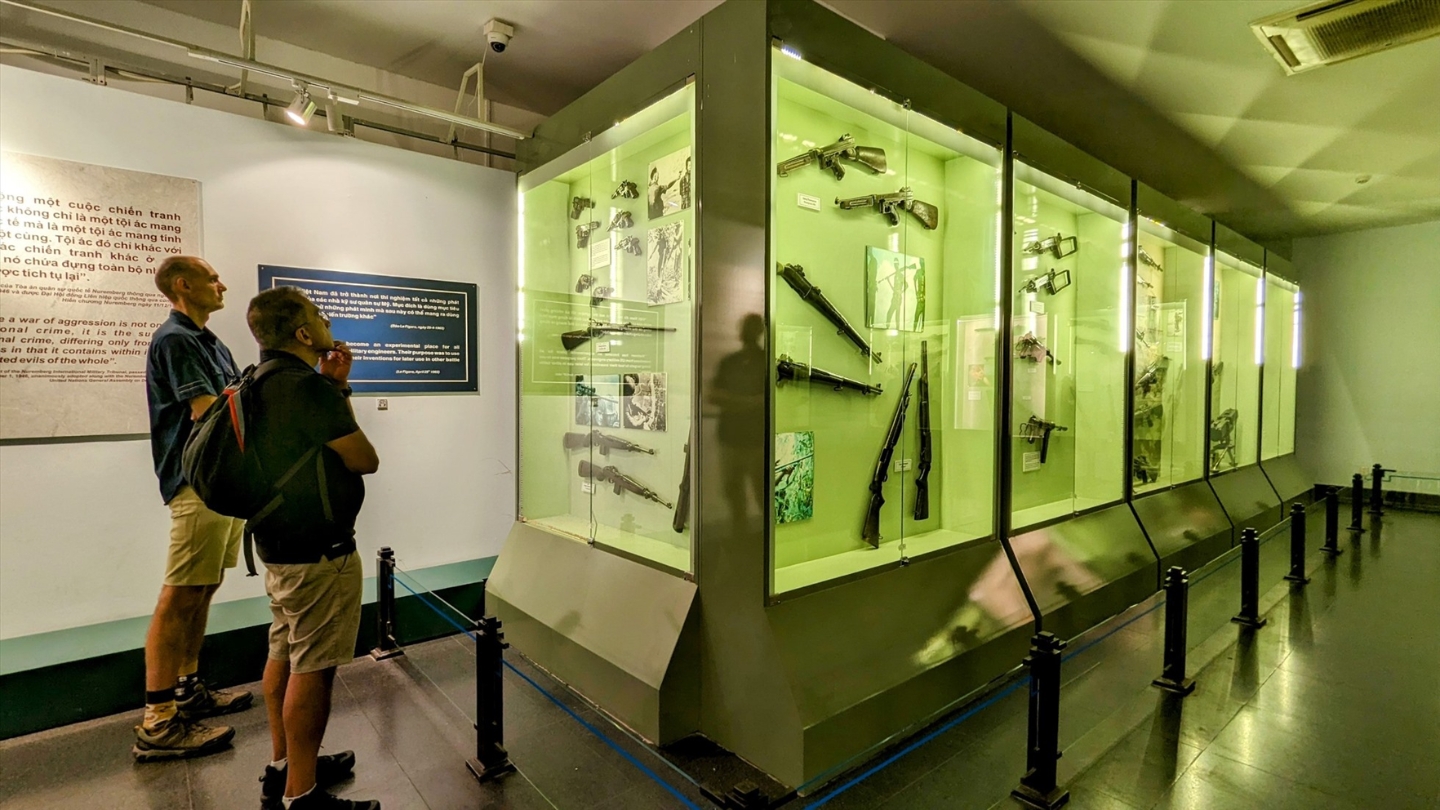 Visitato il Museo dei Residuati Bellici