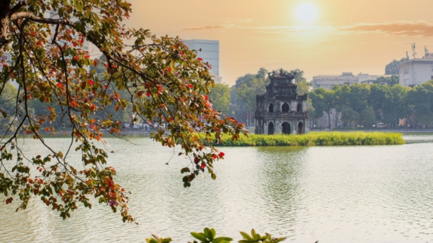 Visita il lago di Hoan Kiem 