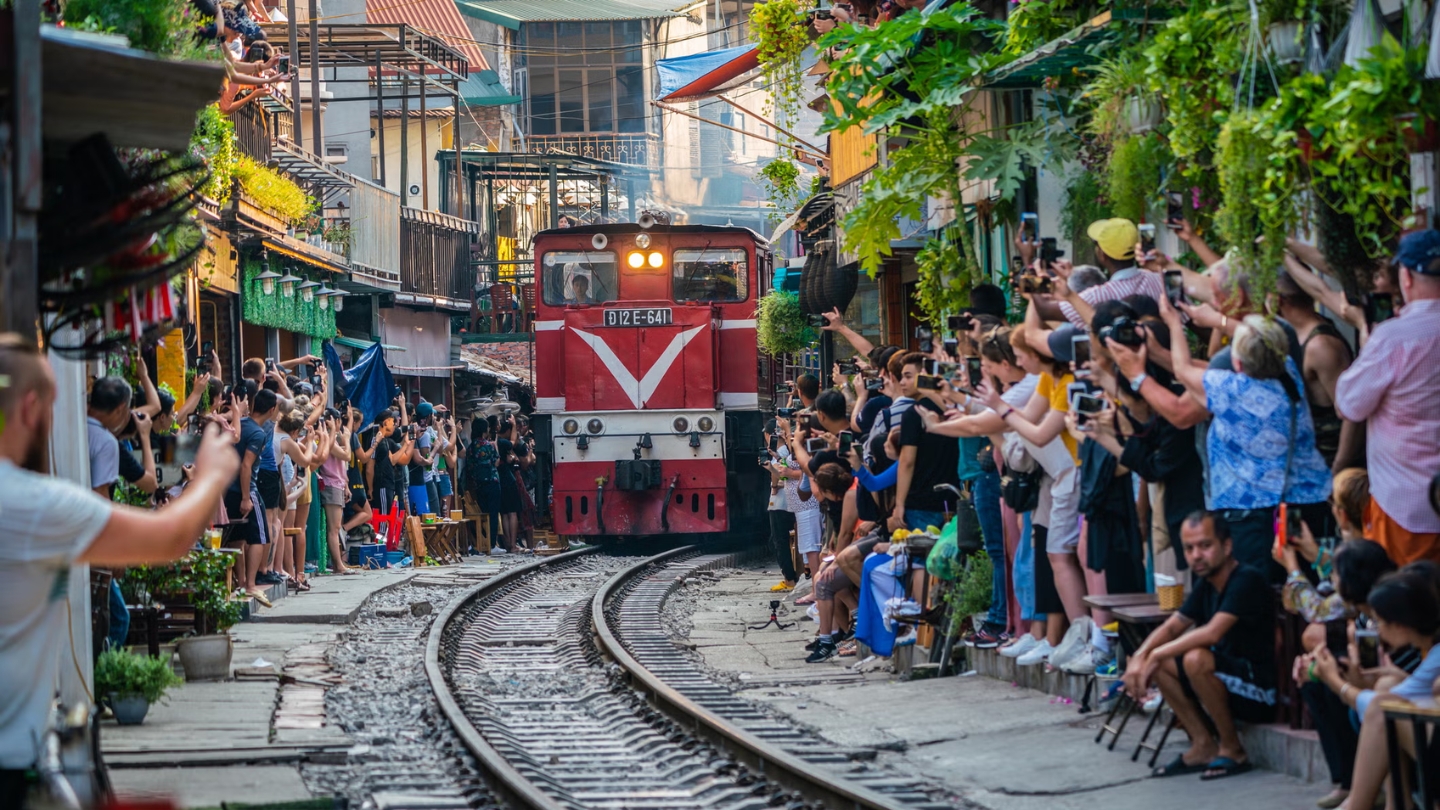 train street  di Hanoi: la zona più trafficata della capitale.