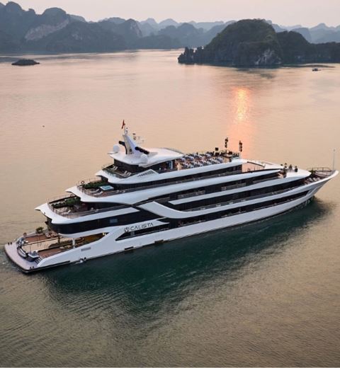 Nave da crociera Calista 6 stelle nella baia di Halong