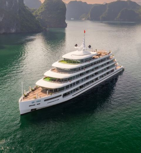 Nave da crociera di lusso 6 stelle Catherine nella Baia di Halong