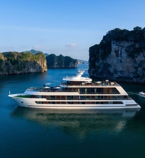 Nave da crociera Stellar Of The Seas nella baia di Halong