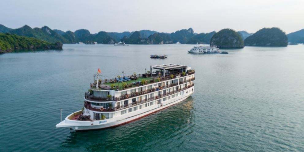 Crociera Amanda nella baia di Halong