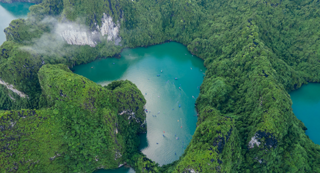 Baia di Halong