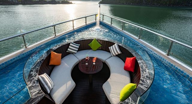 Jacuzzi con vista sul cielo