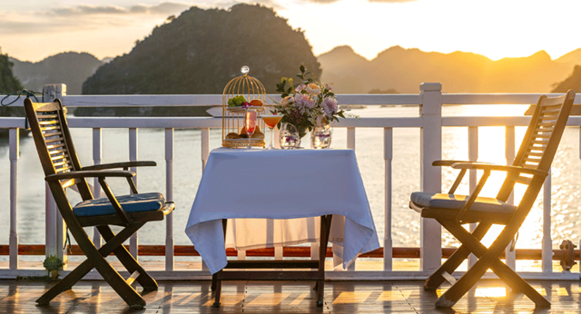 Tramonto ad Halong