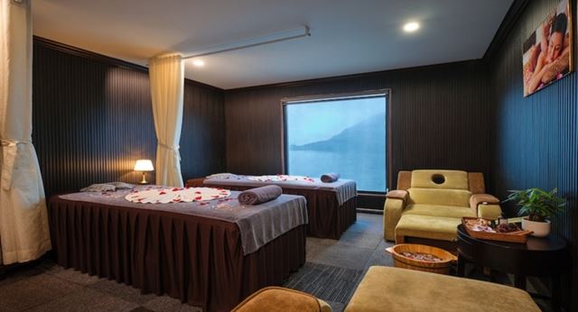 Spa calda e tranquilla