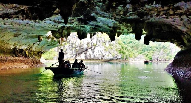 Grotta Oscura e Luminosa